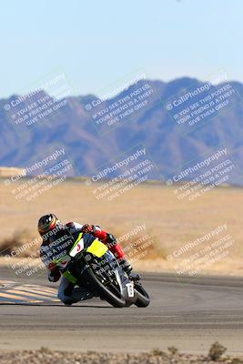 media/Jan-08-2022-SoCal Trackdays (Sat) [[1ec2777125]]/Turn 4 (1145am)/